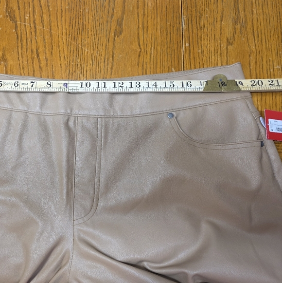 NWT Spanx Slim Straight Pant Petite Plus Size 2X In Toffee Faux Leather - Picture 3 of 11